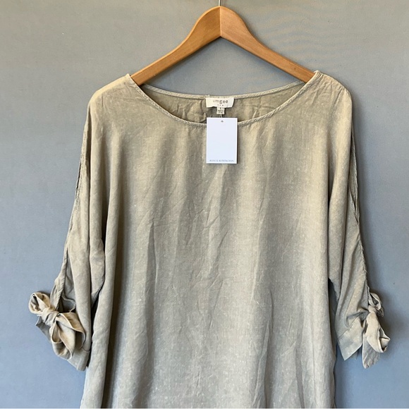 NWOT Umgee Top Blouse Shirt Size L - Picture 2 of 7